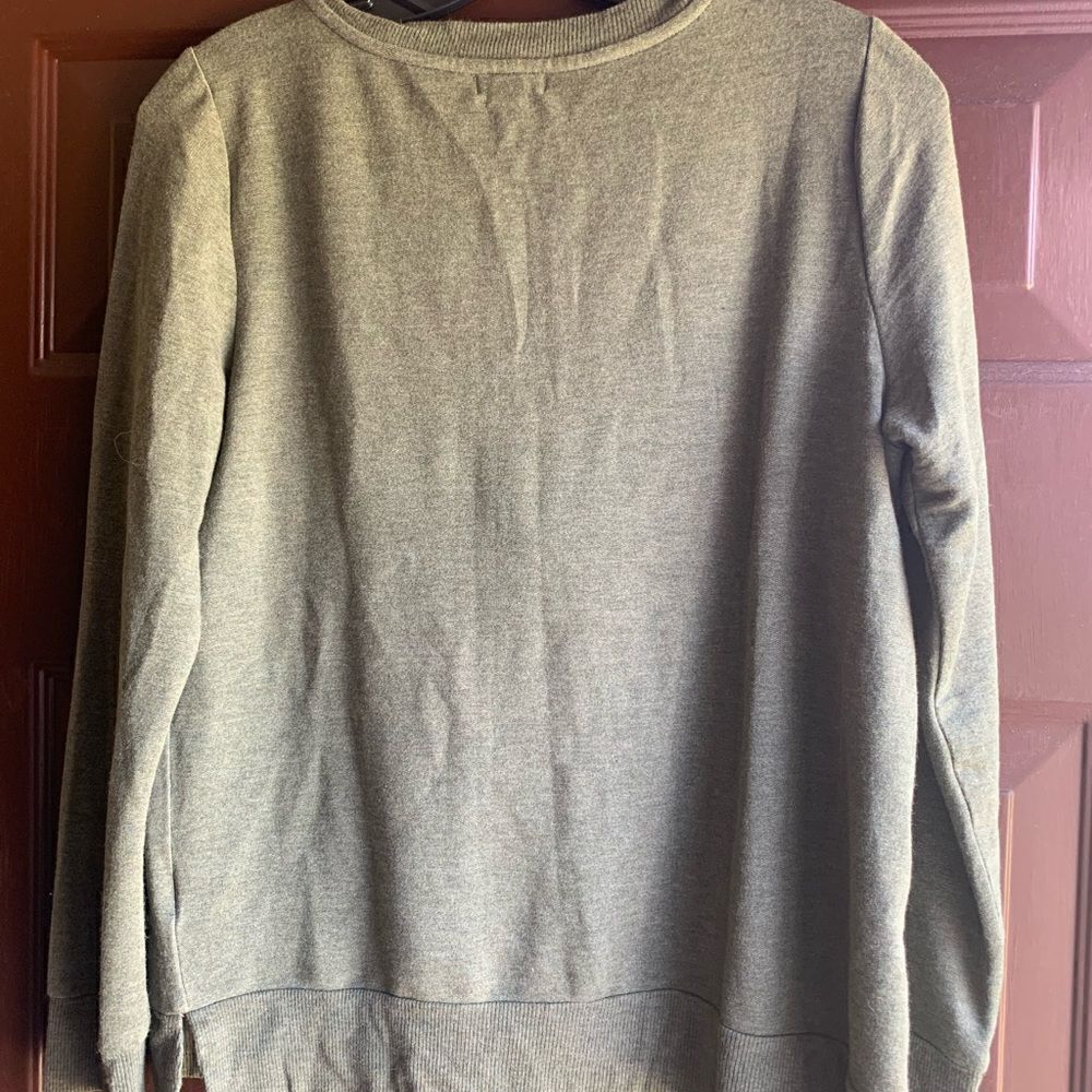 𝅺embellished Westport Green Women’s Sweater - Picture 6 of 6